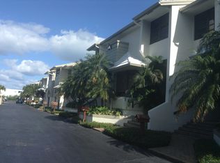 2658 NE 135th St, North Miami, FL 33181