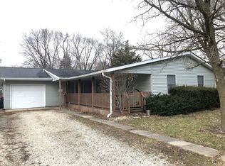 217 E Fulton St, Paxton, IL 60957