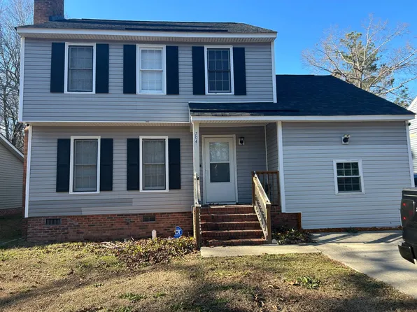 704 Quail Hills Dr, Hopkins, SC 29061