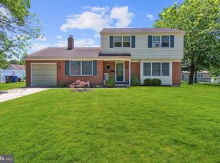 113 Warwick Ave, Cinnaminson, NJ 08077