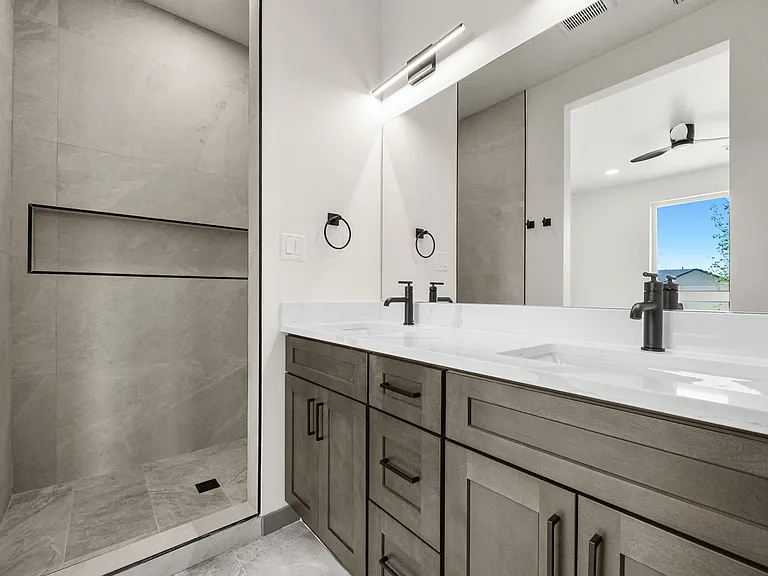 353 Toms Canyon Dr #1 — Photo 22