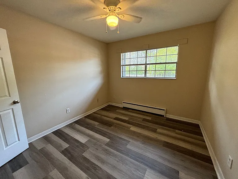 82 Blankenship Pl SW — Photo 3