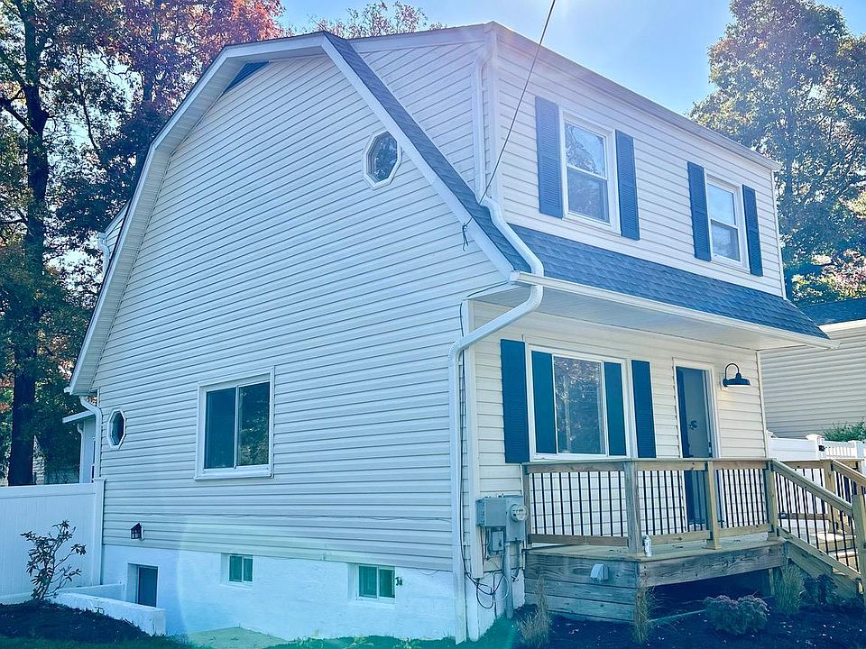 2nd image of 1826 Havre De Grace Dr