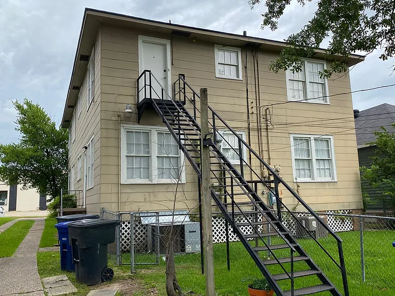 747 Stephenson St — Photo 10