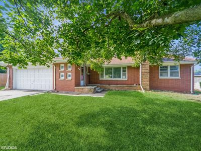 7012 Sunrise Blvd, Windsor Heights, IA, 50324