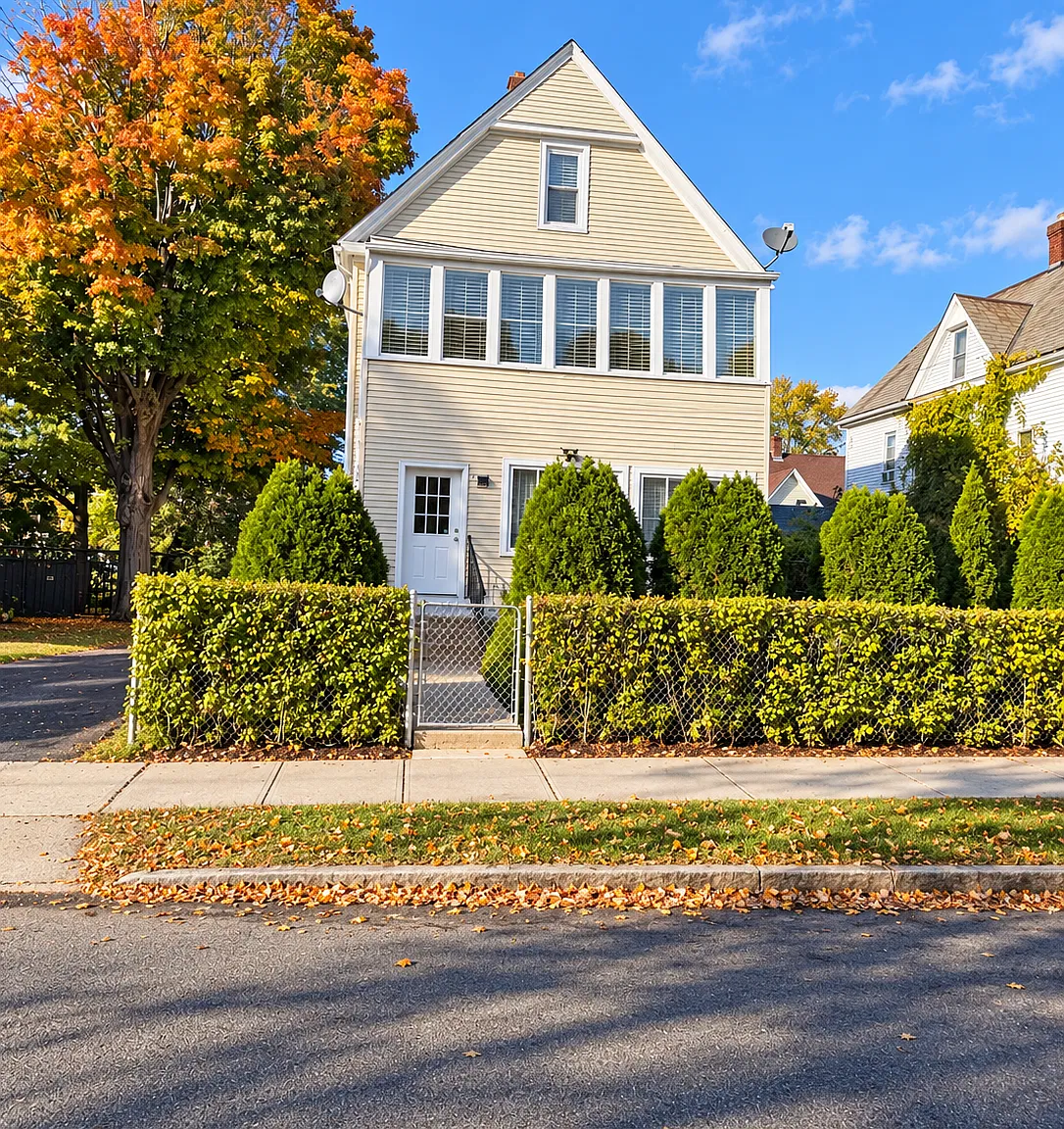 3 bed, $1,950 — Photo 1