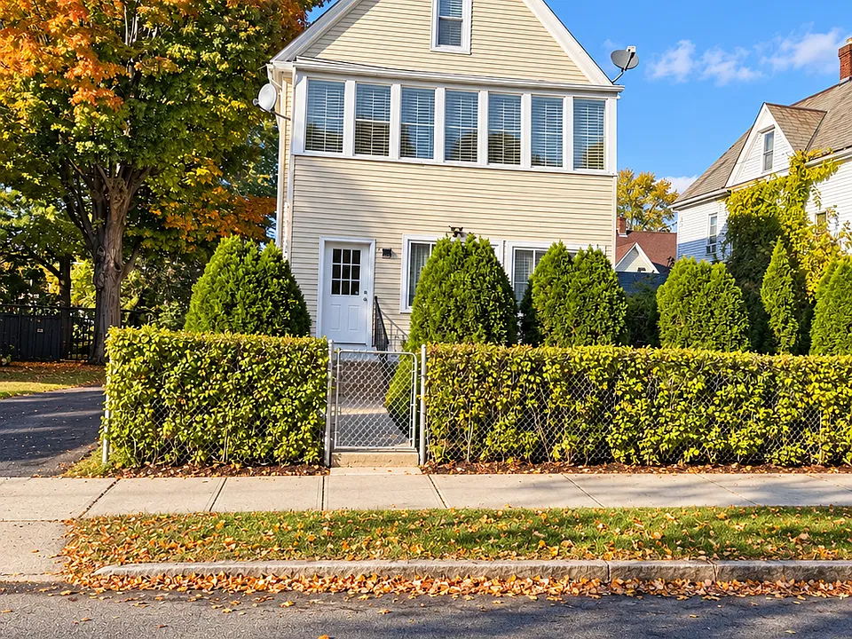 17 Beacon Ave #1
