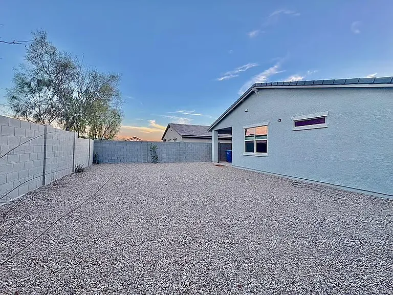 1325 S 223rd Dr — Photo 11