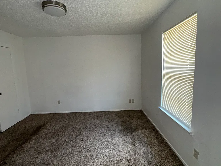2821 Cottonwood Ln #2821 — Photo 7