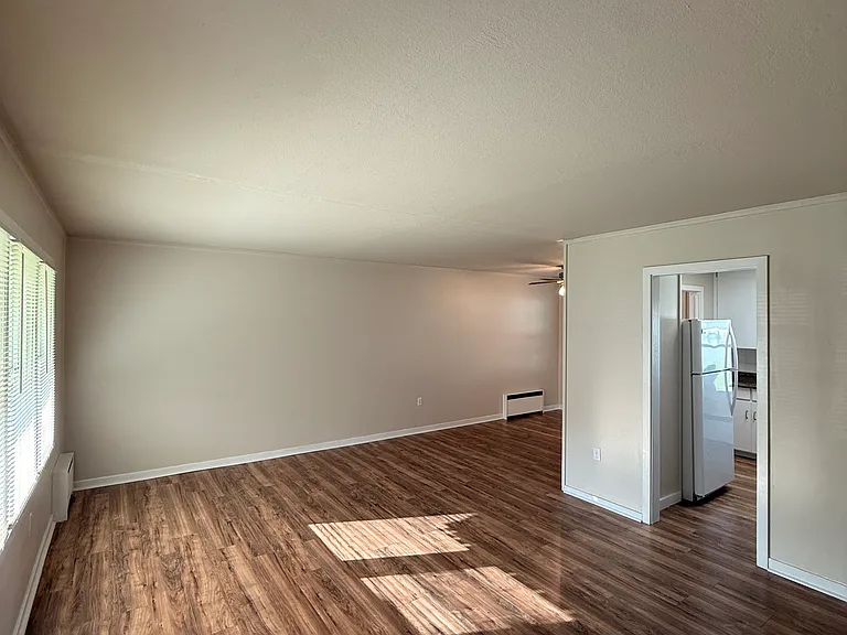 1518 Mahan Ave #1518 — Photo 2