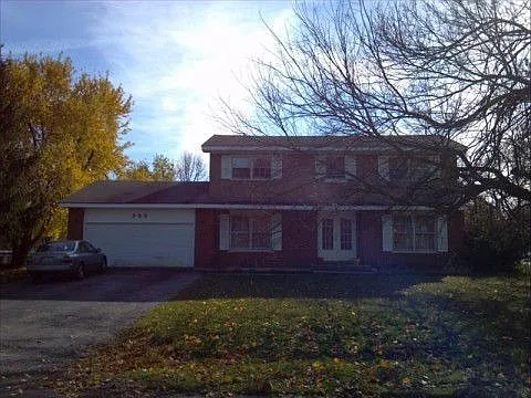 399 Cardinal Dr photo 1