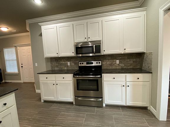 5th image of 193 S Woodsprings Dr