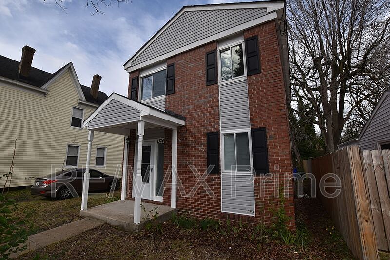 1st image of 1324 W 38th St