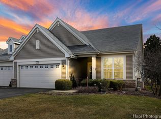 1561 Francis Dr, Hampshire, IL 60140