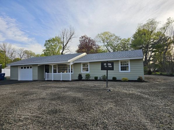 30 Sherwood Ave, Danvers, MA 01923