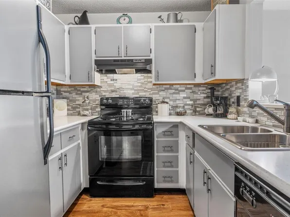 29 Millcreek Pkwy #I, O'Fallon, MO 63366