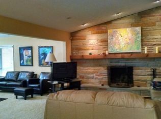 401 Steven Blvd, Richmond Heights, OH 44143