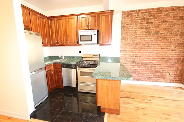 Rented by Keyah Enterprises | media 9