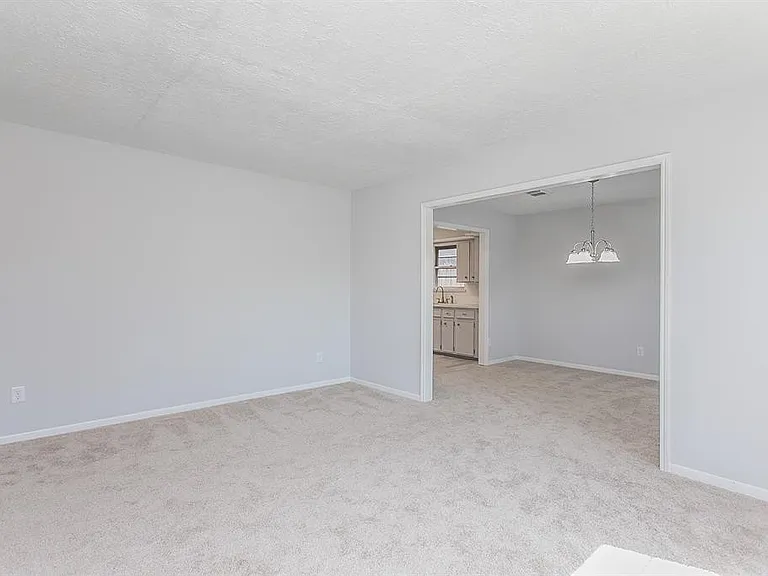 4219 Tuscarora St — Photo 5