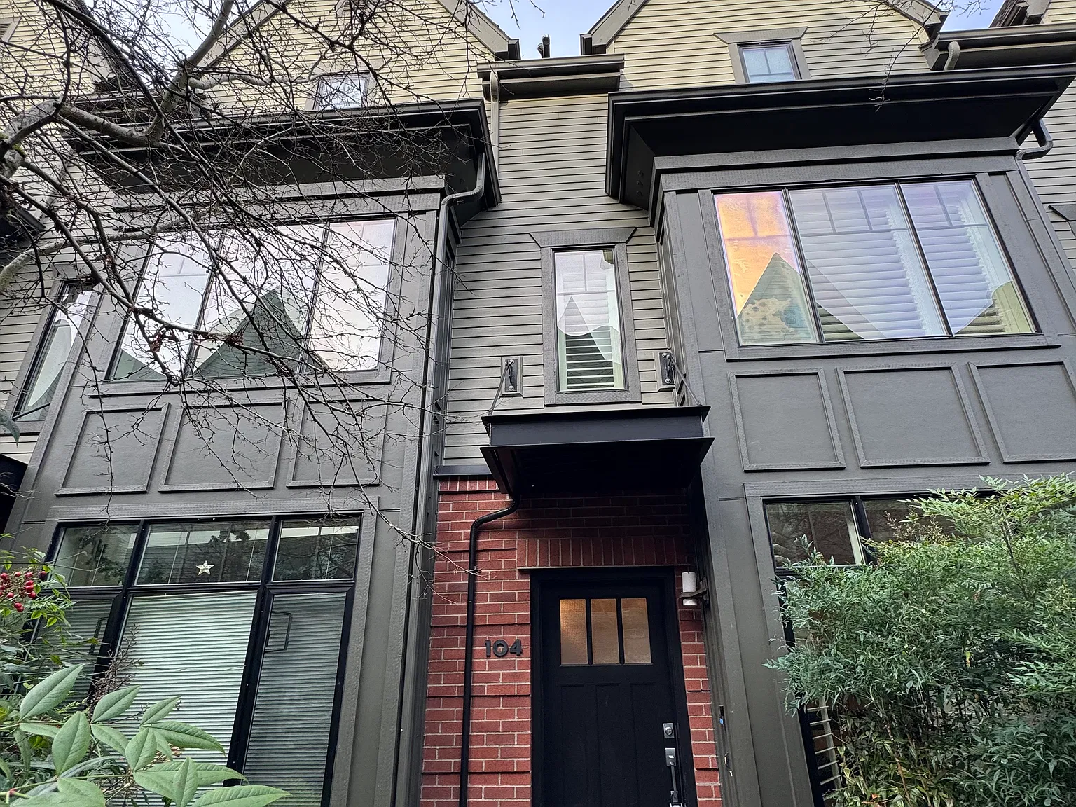 2 bed, 1570 sqft, $4,895 — Photo 1