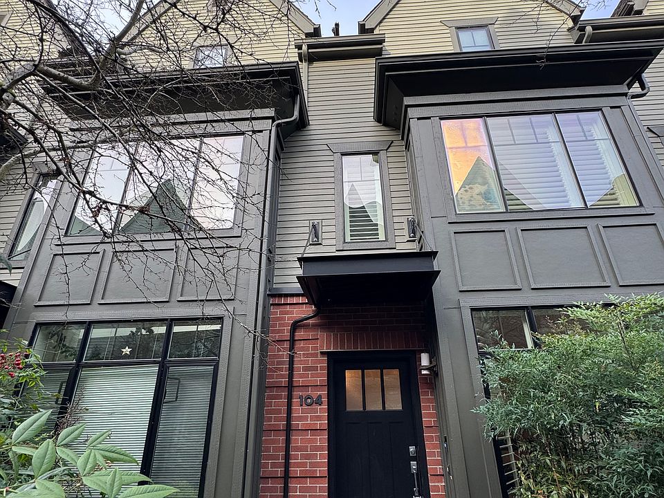 1st image of 10415 NE 12th Pl Unit 104