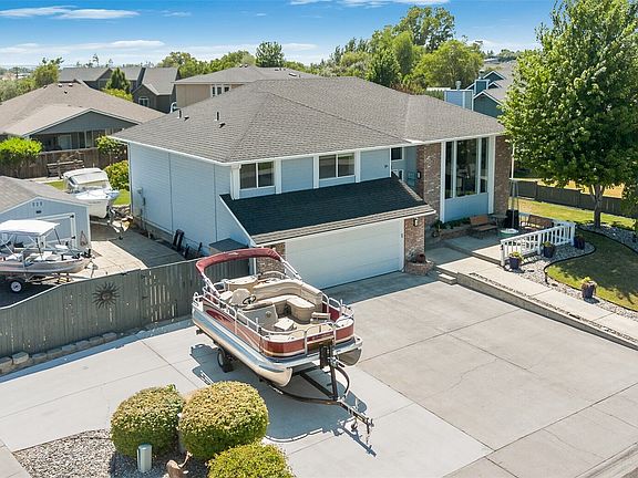 3rd image of 4095 W Cove West Drive