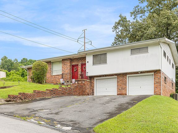 4th image of 3403-3405 Gail Dr