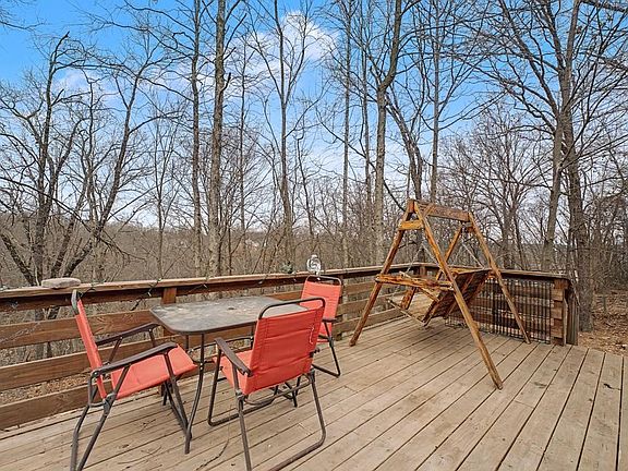 4th image of 16307 Cardinal Rd