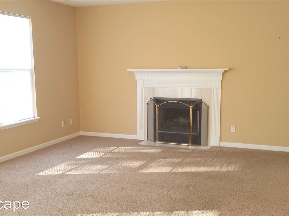 2nd image of 7115 Rolling Hills Dr