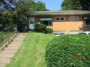 451 Alpine St, Dubuque, IA 52001