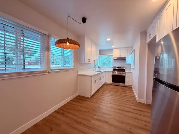(undisclosed Address), Long Beach, CA 90805