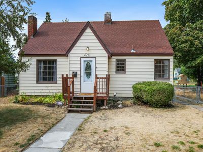 4211 N Hawthorne St, Spokane, WA, 99205