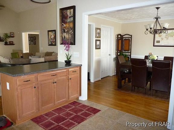 5th image of 6025 Begonia Dr