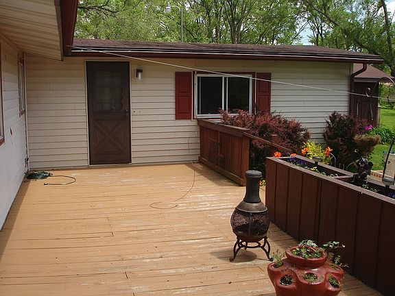 Rear deck