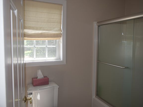 5th image of 1601 Innsbrooke Dr