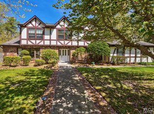 109 Jennifer Dr, Monroe Township, NJ 08831