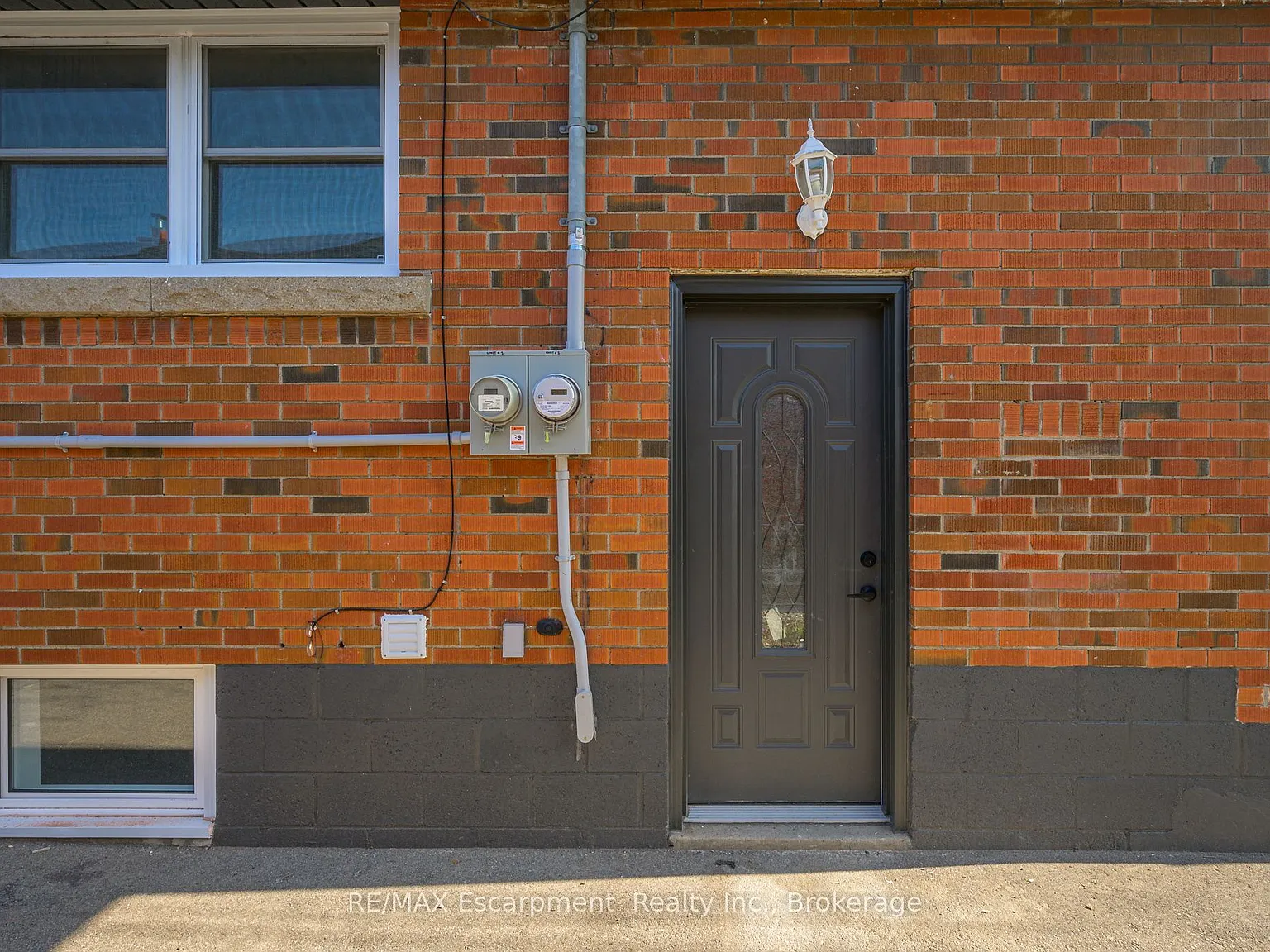 2 bed, $1,995 — Photo 2