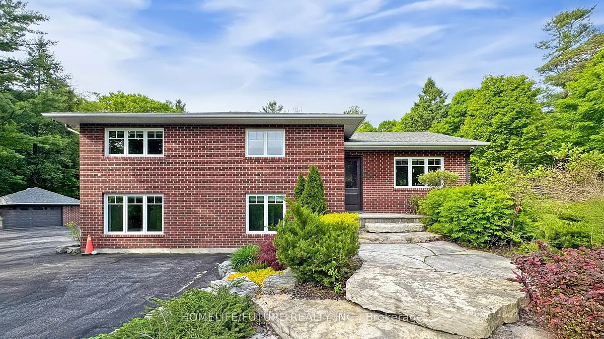Building Photo - 5556 Vivian Rd