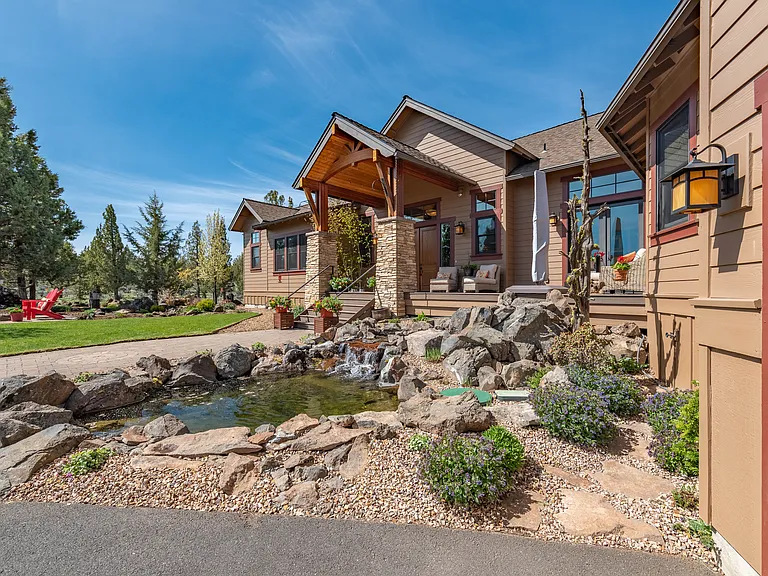 16855 Ponderosa Cascade Dr — Photo 2