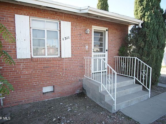 2nd image of 1311 Chadbourne St