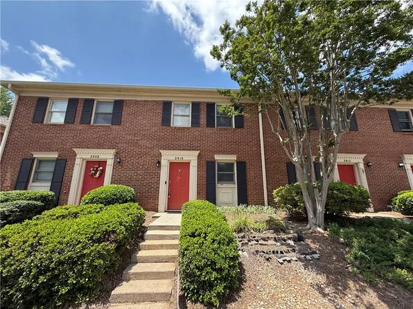 2910 Webb Bridge Rd, Alpharetta, GA 30009