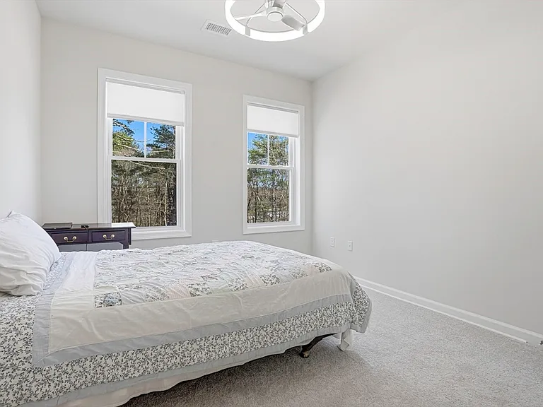 4 Winslow Ln #410 — Photo 25