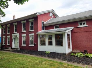 5177 Lower Mountain Rd, Lockport, NY 14094