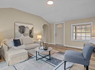 370 Main St, White Bluff, TN 37187