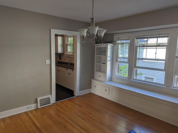 5th image of 13454 Clifton Blvd