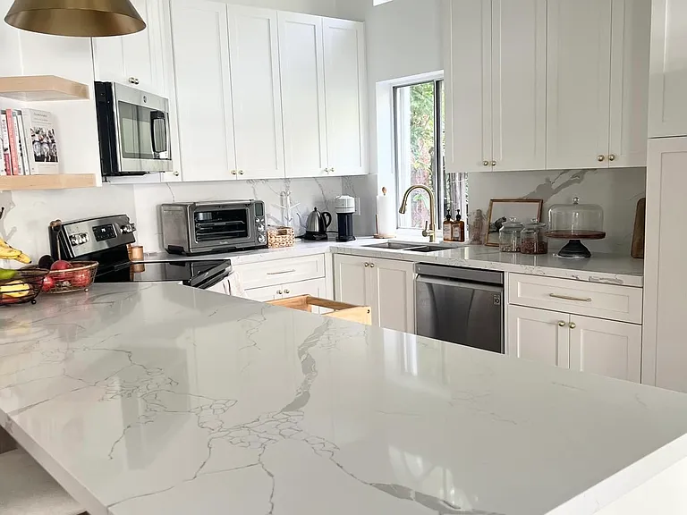 1285 Seagrape Cir — Photo 5