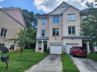 4867 Pinnacle Dr, Stone Mountain, GA 30088