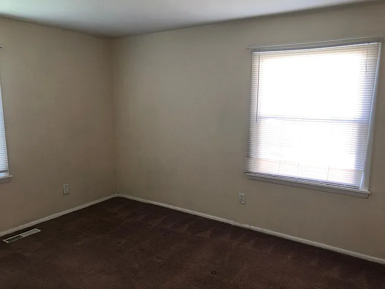 13 Calumet Dr — Photo 11