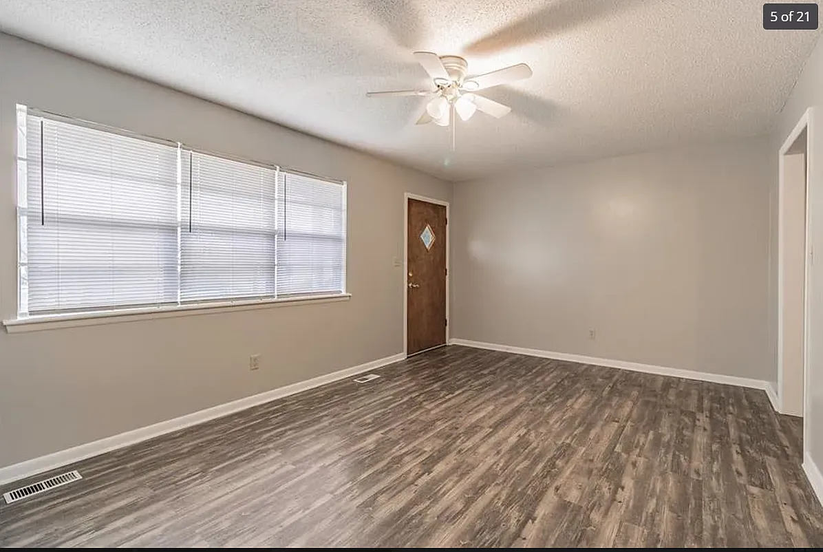 2 bed, 948 sqft, $1,080 — Photo 3