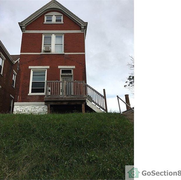1st image of 4338 Vine St #2